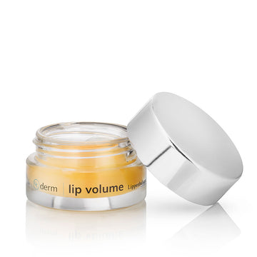 UCderm lip volume